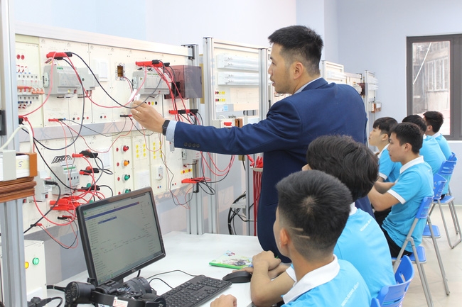 Development of vocational education in Thai Nguyen Province to 2025